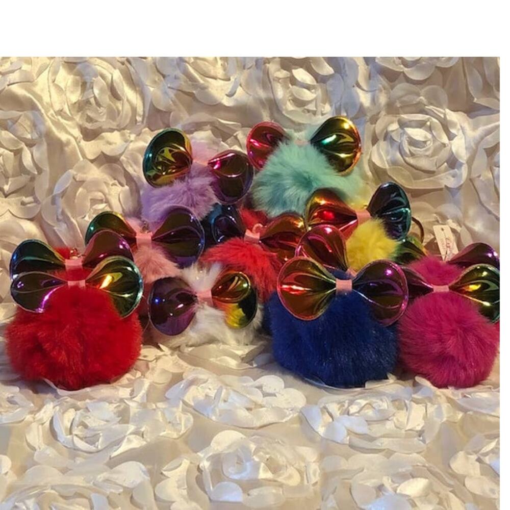 Adorable‎ Crystal Collection Iridescent Bow Eared Puffball Keychain~NWT